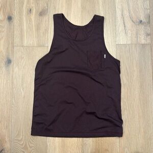 Burgundy vuori tank top, workout material, size medium